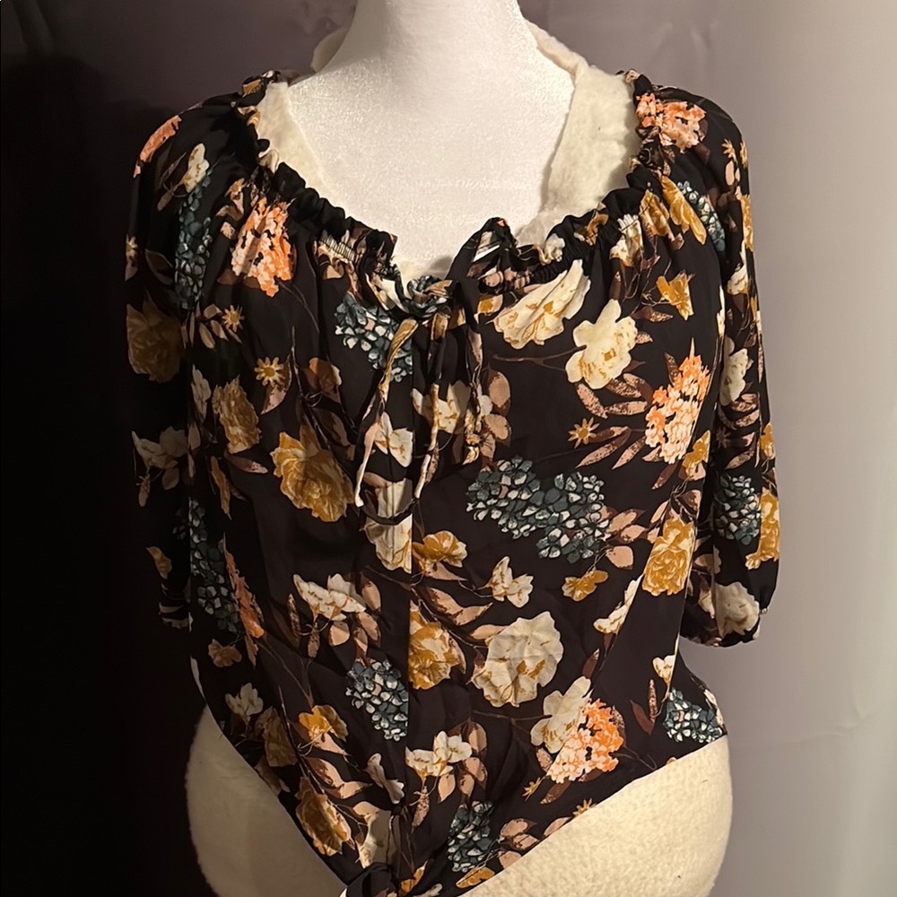 Rue21 Black and Gold Tie Front Ruffled Blouse
